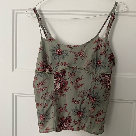 Kaki Green top with pink flowers - Picture 2 of 2